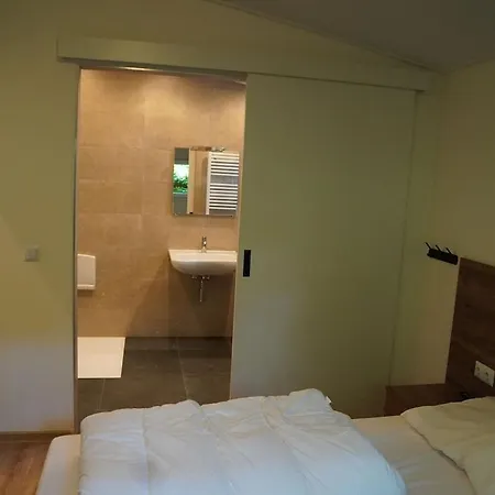 Nature-connected Modern Hoenderloo