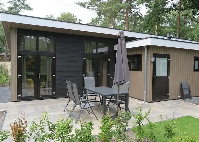 Nature-connected Modern *